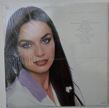 Load image into Gallery viewer, UNI001: Crystal Gayle - When I Dream